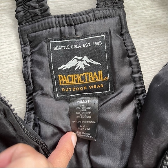 Pacific Trail Black snow bib- Girls Size 24m/2T - Picture 3 of 7